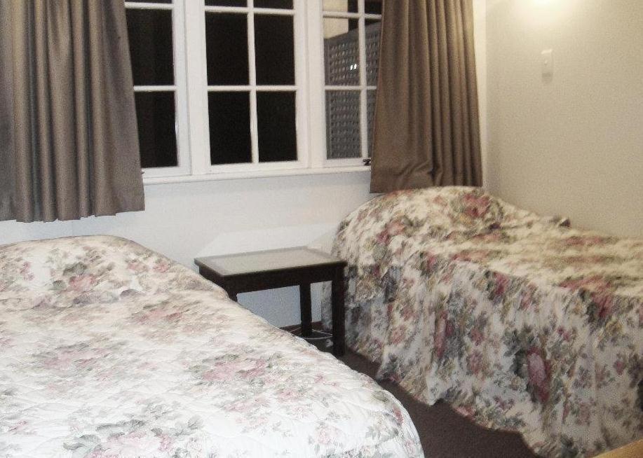 Browns Bay Olive Tree Motel & Apartment Okura Bush Rom bilde