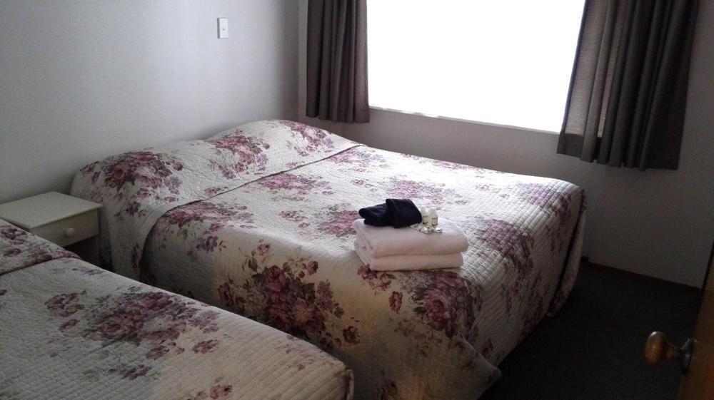 Browns Bay Olive Tree Motel & Apartment Okura Bush Eksteriør bilde